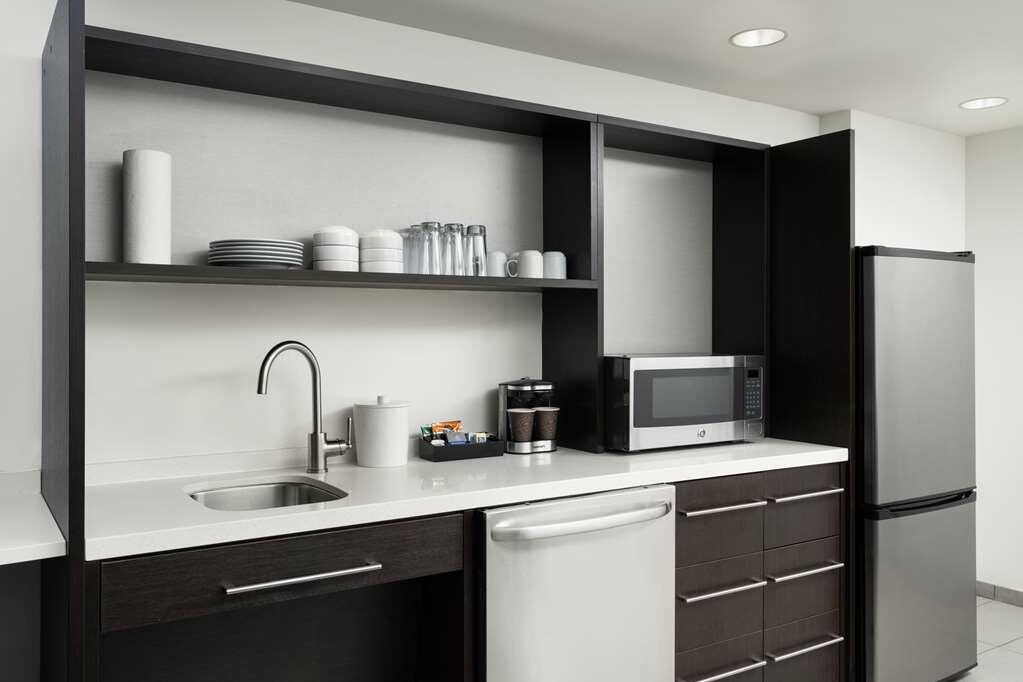 Фото Home2 Suites by Hilton Miramar Ft Lauderdale