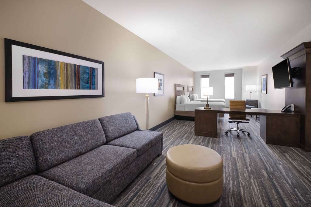 Фото Hampton Inn & Suites Denver Downtown-Convention Center