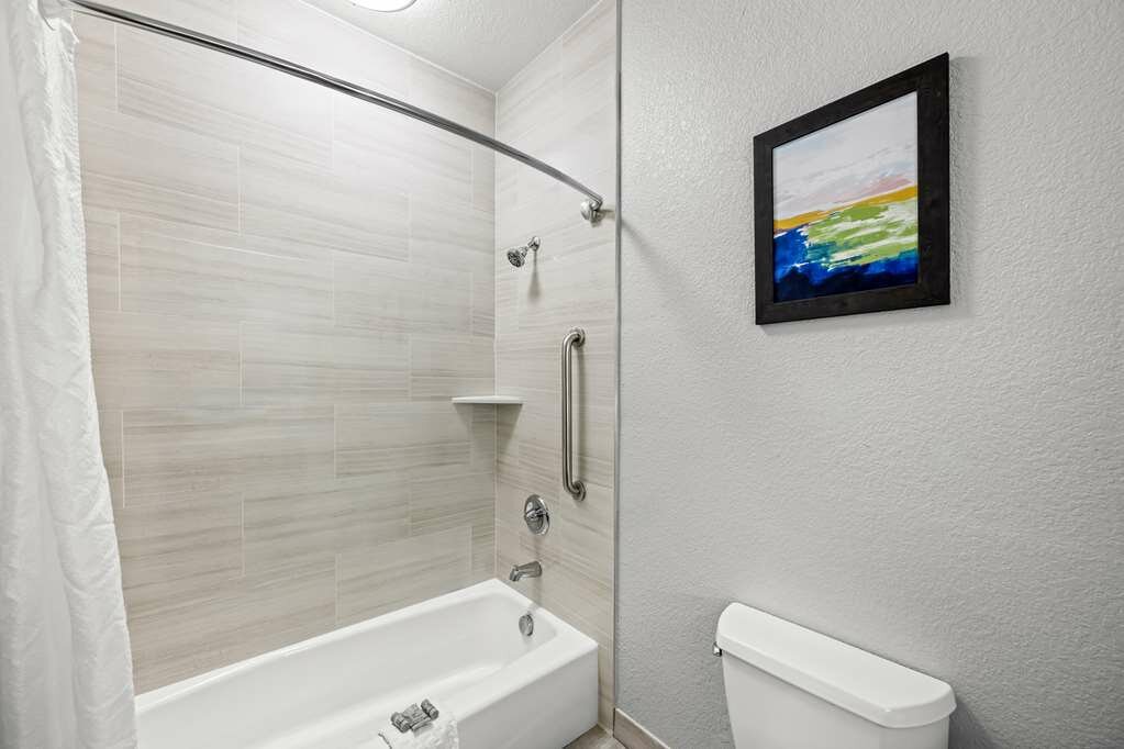 Фото Best Western Palace Inn & Suites