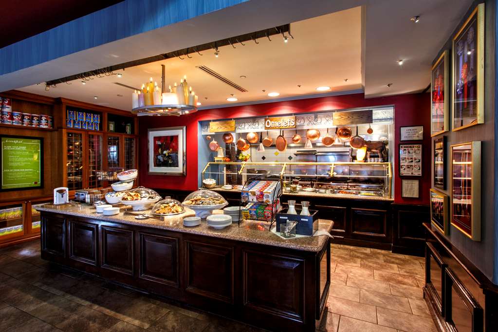 Фото Hilton Garden Inn New York/Staten Island
