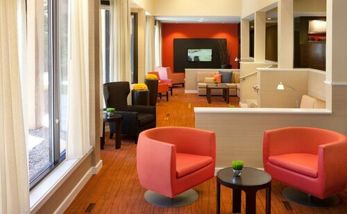 Гостиница Courtyard by Marriott Bakersfield в Бэйкерсфилде