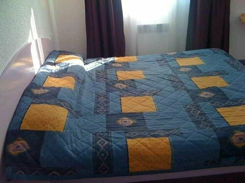 Гостиница Cheap Beds Paris Rosny в Нуази-ле-Секе