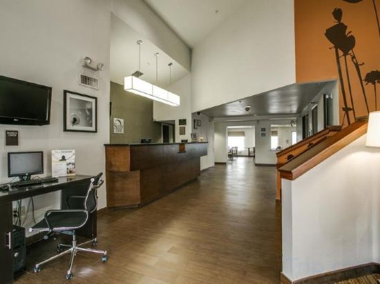 Фото Sleep Inn Arlington Near Six Flags