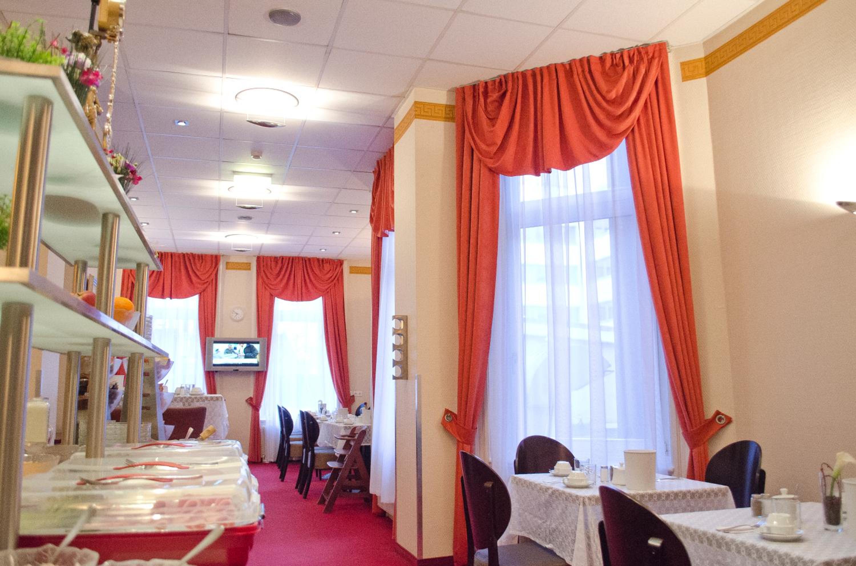 Фото Hotel Polo am Zob