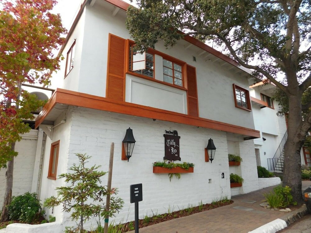 Фото Tally Ho Inn