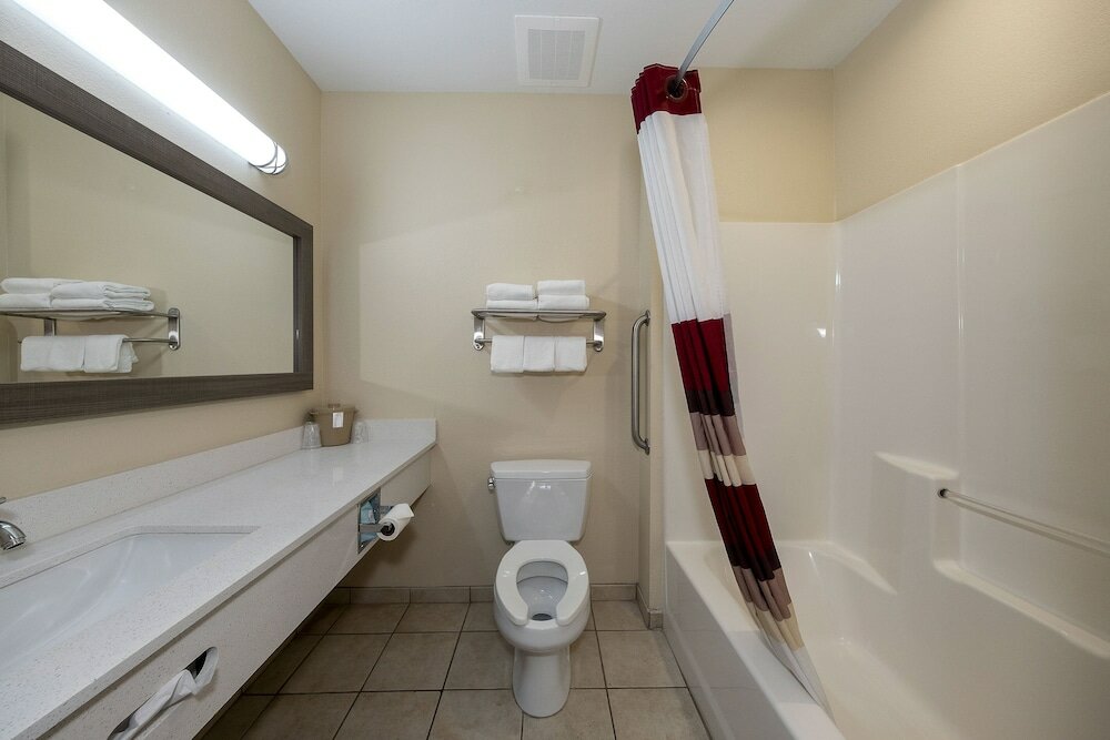 Фото Red Roof Inn Panama City