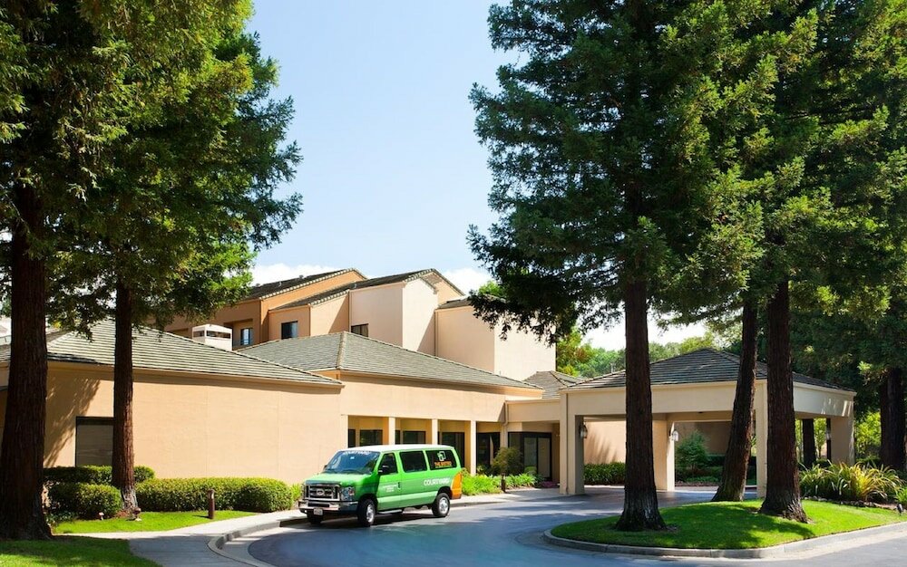 Фото Courtyard by Marriott Sacramento Airport Natomas