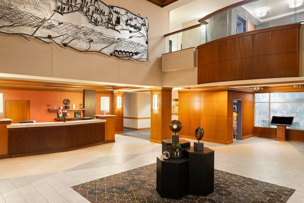Фото Wyndham Moline on John Deere Commons