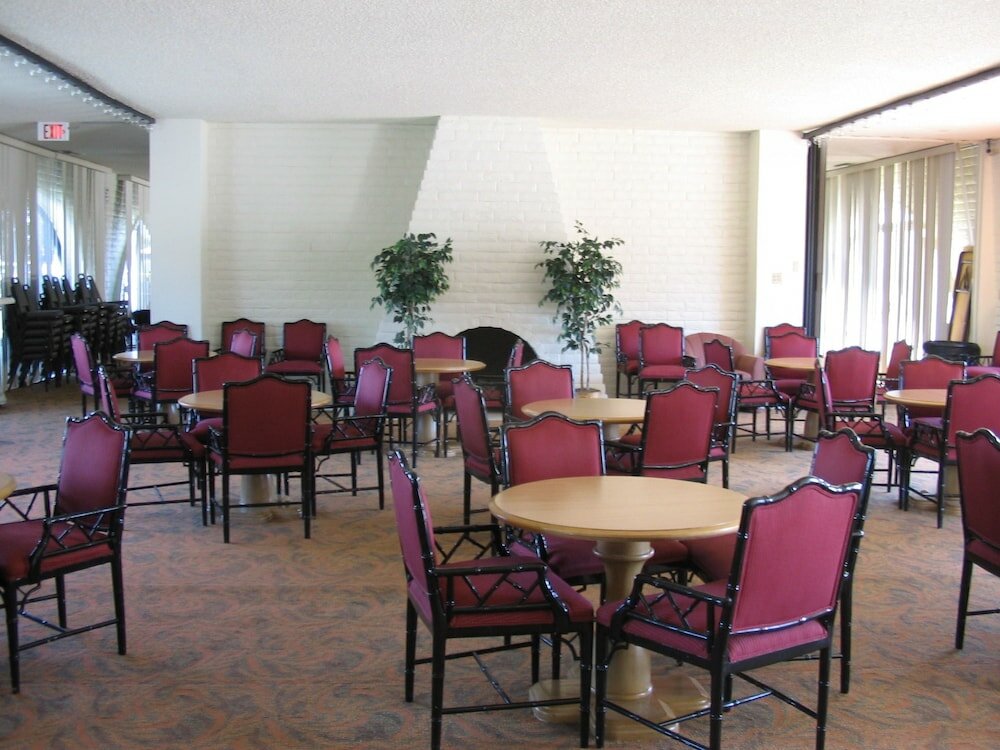 Фото Heritage Inn Express Roseville