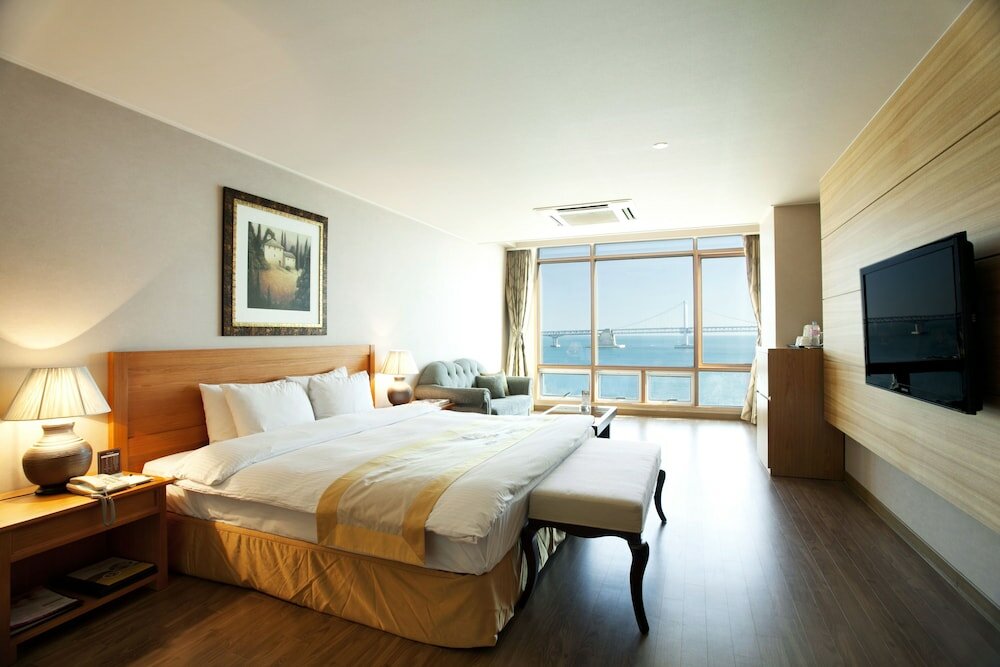 Фото Homers Hotel