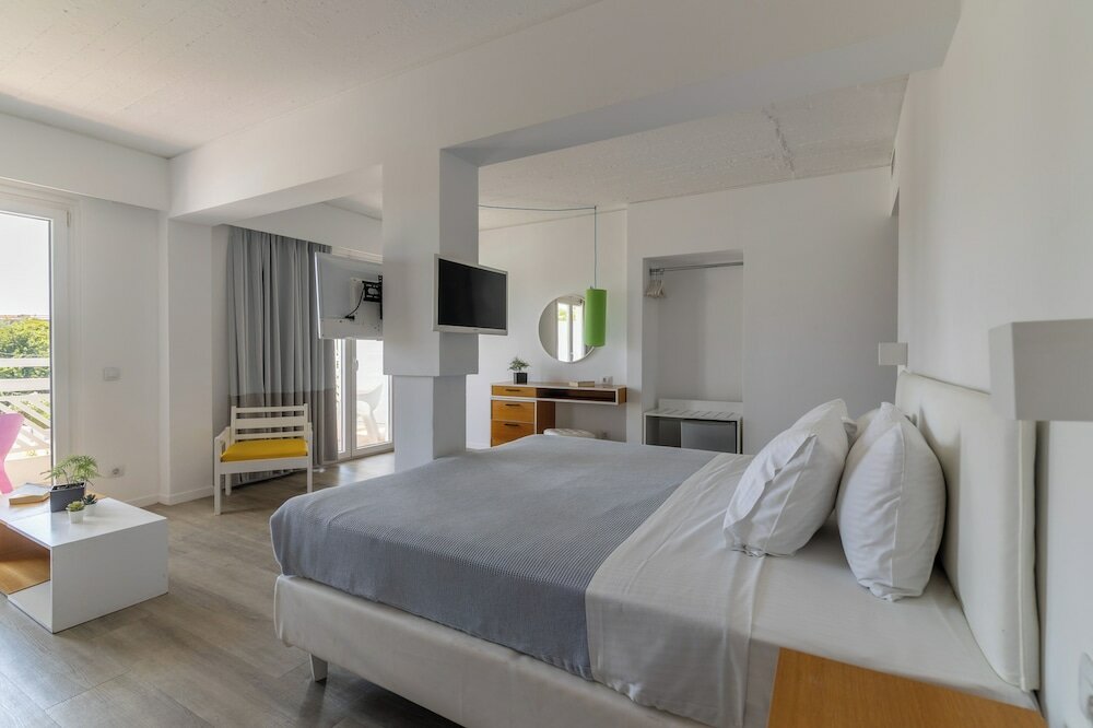 Фото Marathon Beach