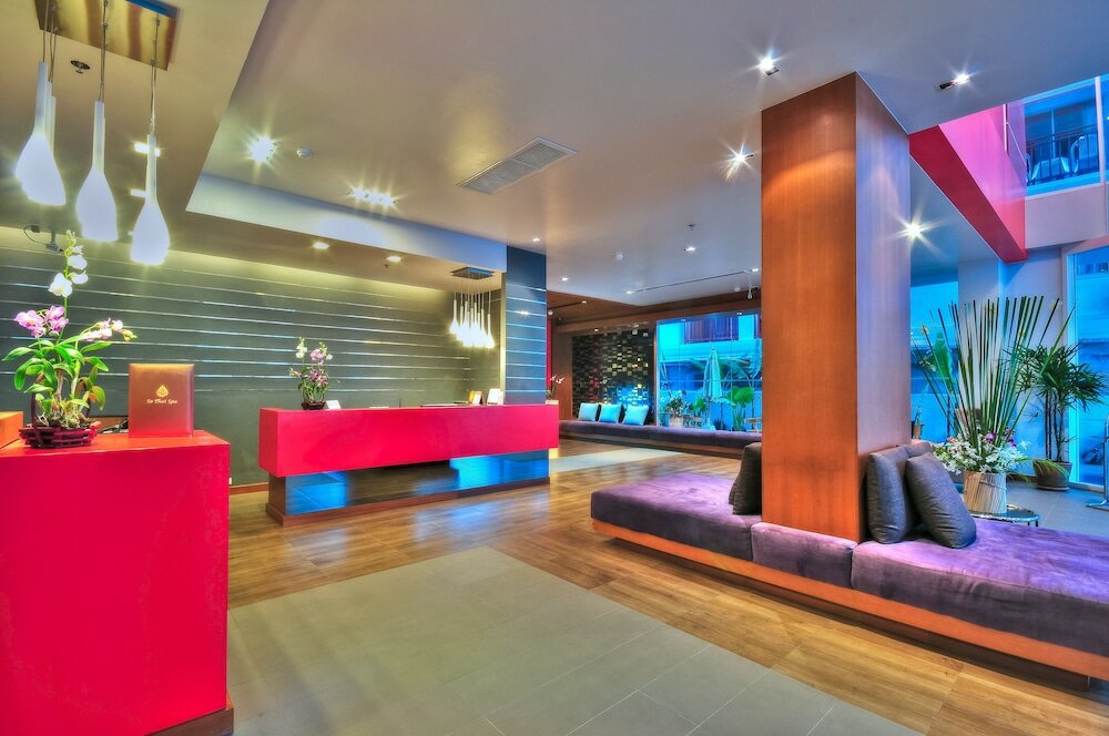Фото  Ashlee Heights Patong Hotel 