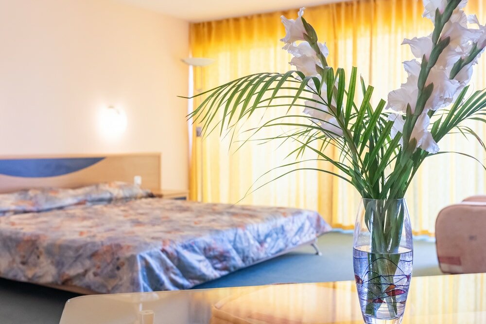 Фото Nessebar Beach Hotel