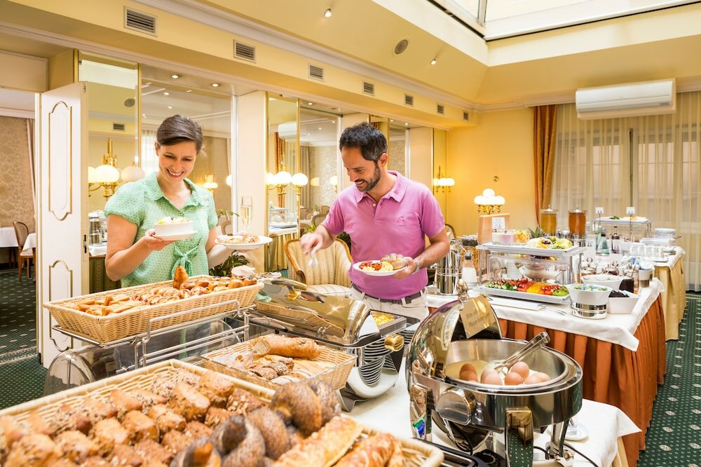 Фото Hotel City Central