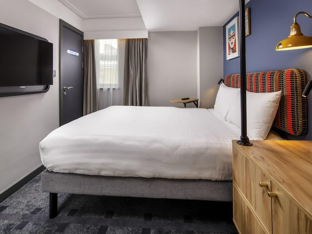 Фото Ibis Styles London Gloucester Road
