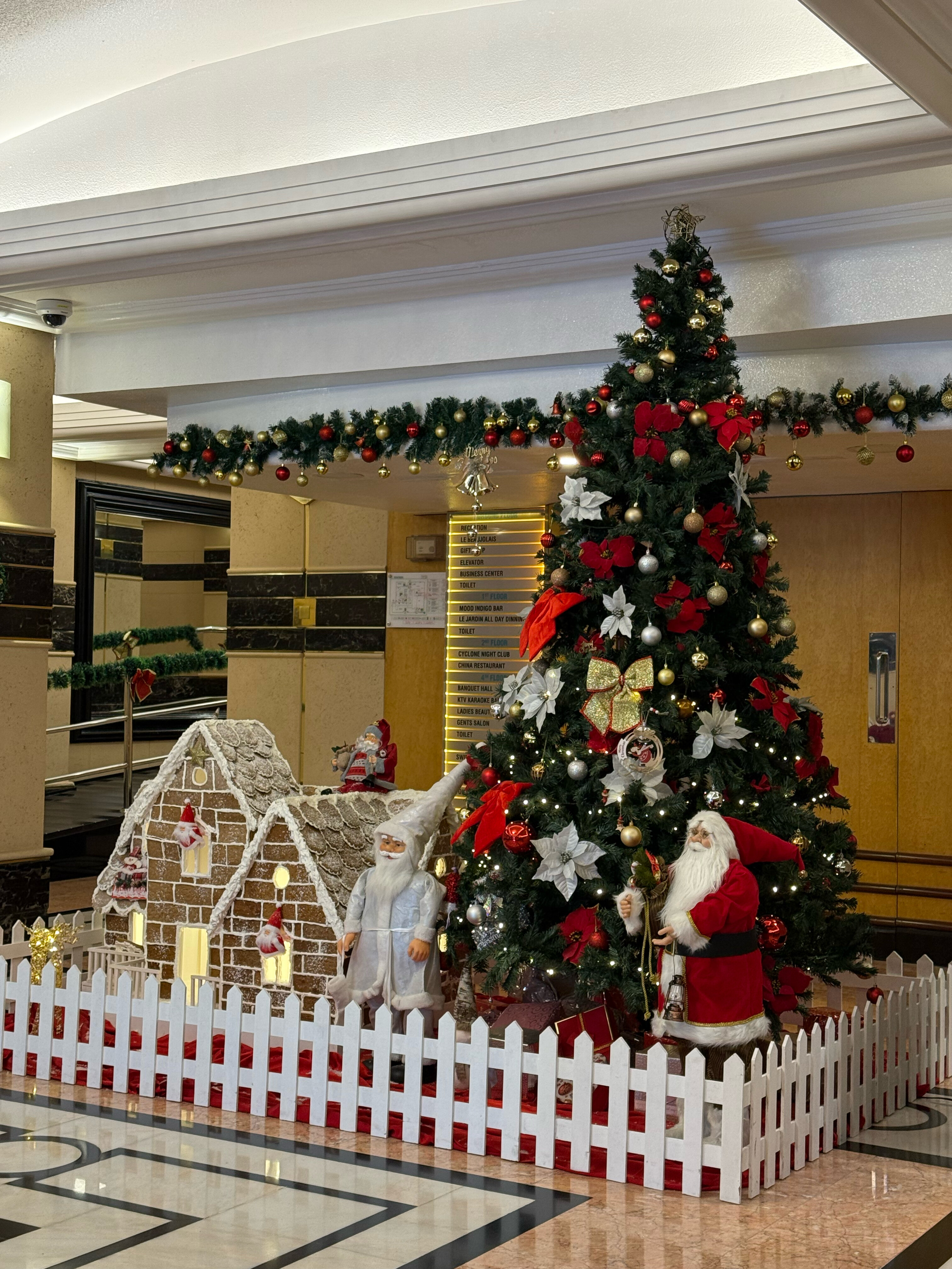 Фото Novel Hotel City Center