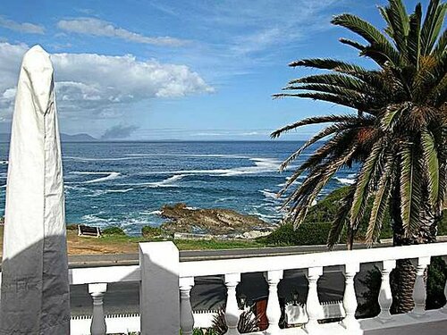 Внешний вид отеля La Fontaine Guest House в Муниципалитете Оверстранде, фото 3