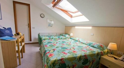 Гостиница Hotel Desiree в Линьяно-Саббьядоро