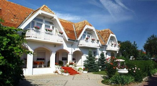 Гостиница Pension Óvári в Ваше