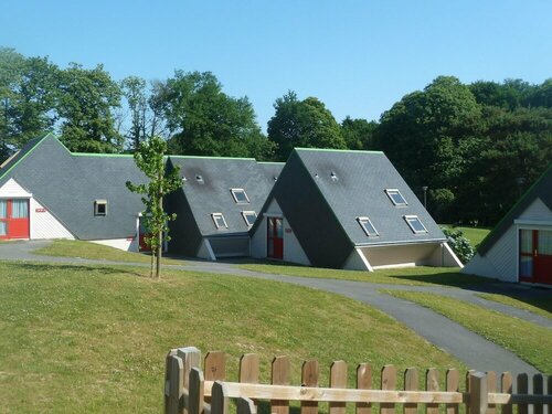 Кемпинг Val de Landrouet в Сен-Бриё