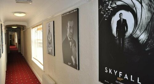 Гостиница Hotel Celebrity в Борнмуте