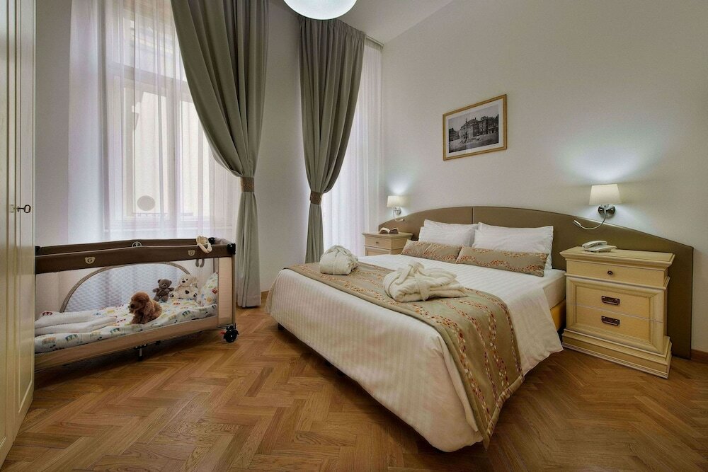 Фото Hotel Suite Home Prague