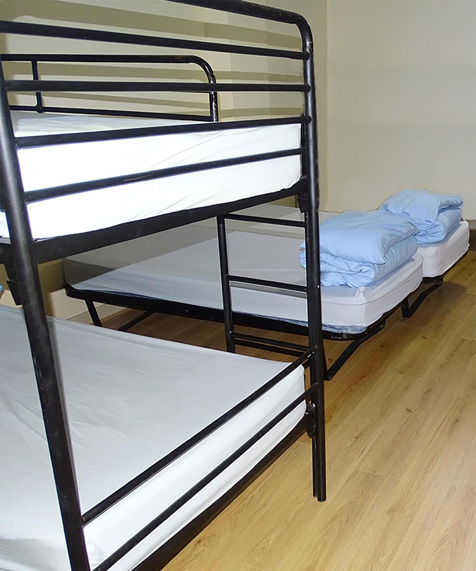 Фото International Inn