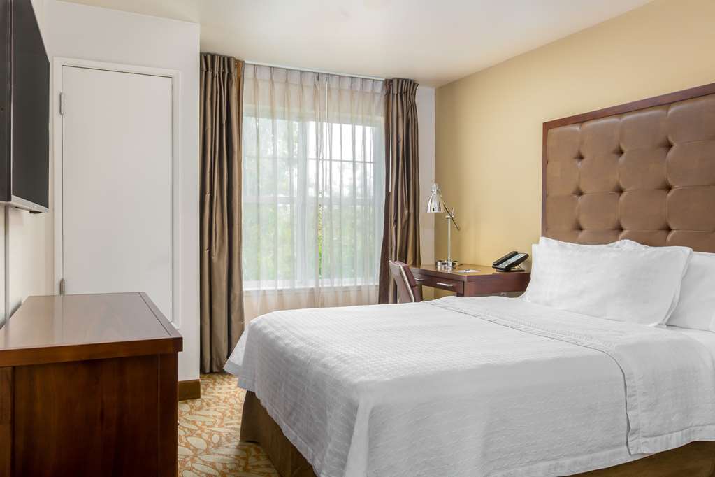 Фото Homewood Suites by Hilton Newark-Fremont