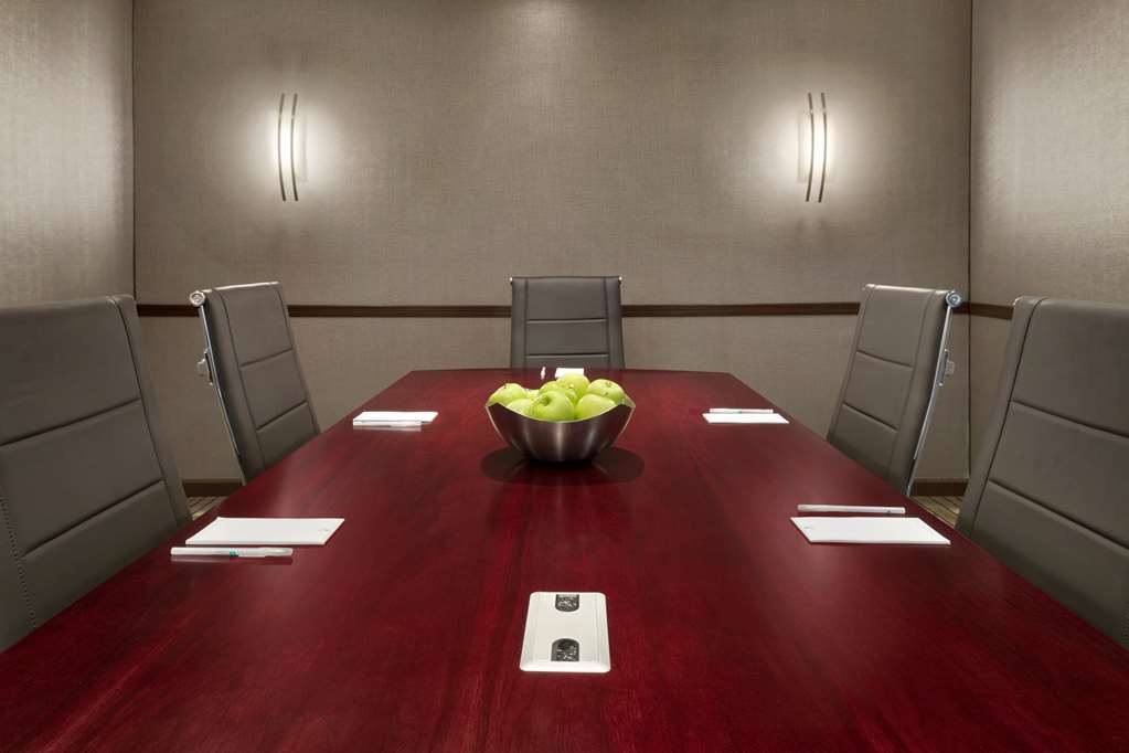 Фото Embassy Suites by Hilton Lompoc Central Coast