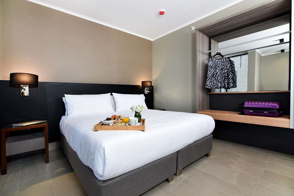 Фото Best Western Ferrat