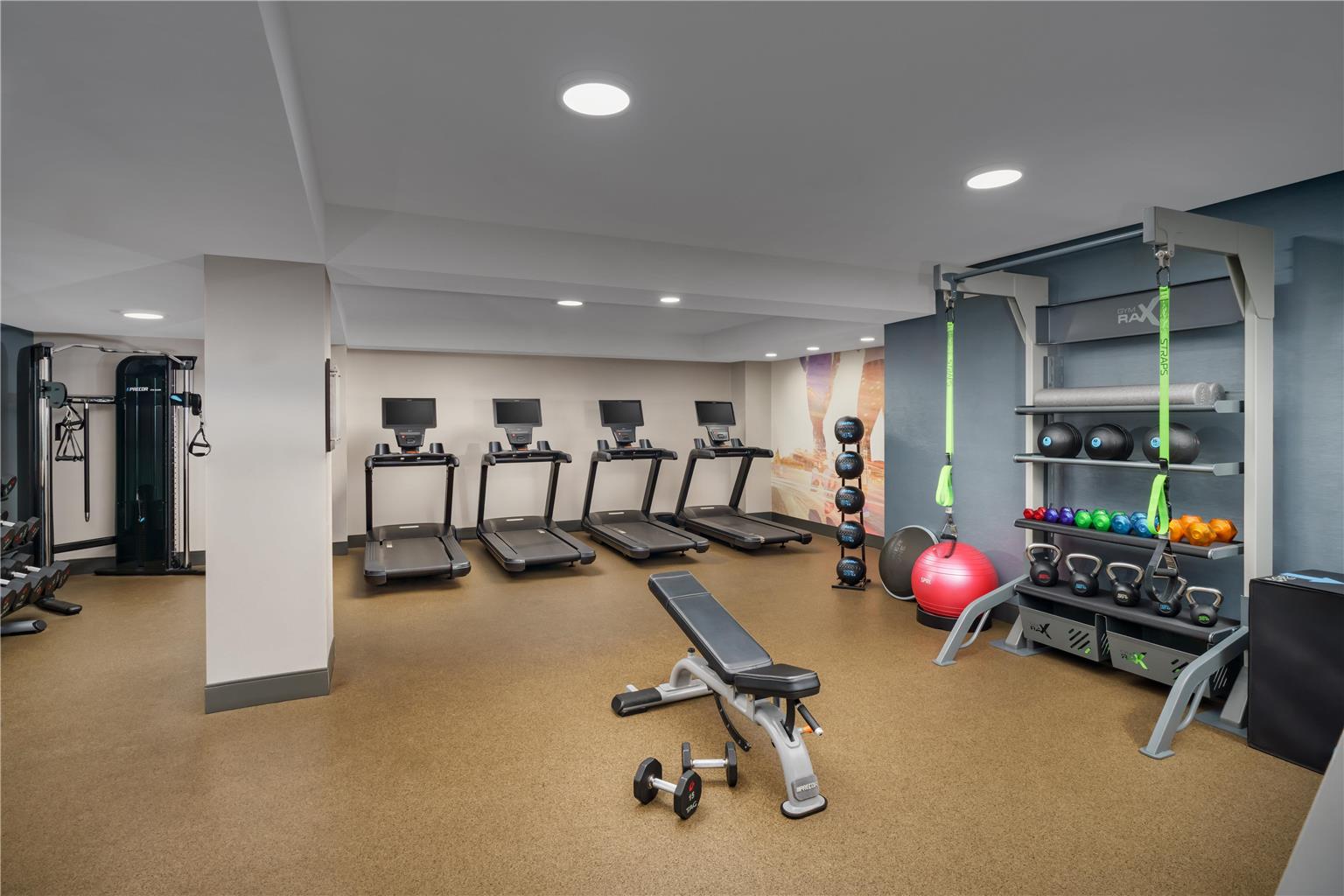 Фото DoubleTree by Hilton Orlando Airport