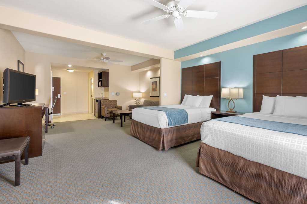 Фото Best Western Plus Midland Suites