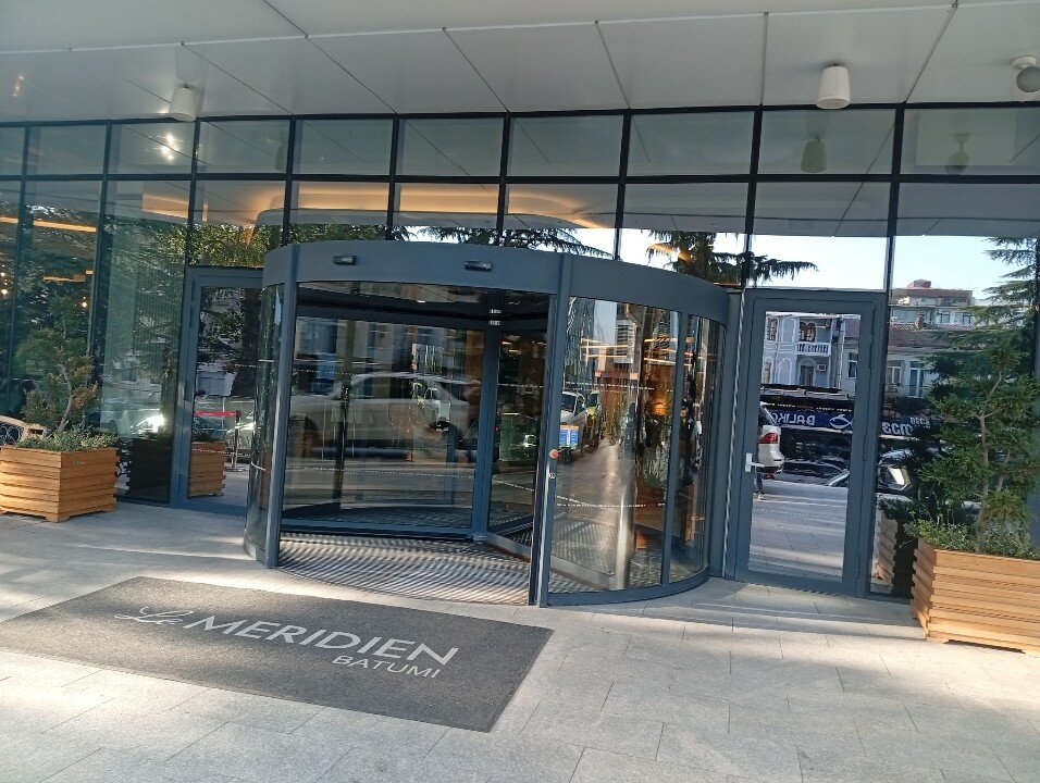 Фото Le Meridien Batumi