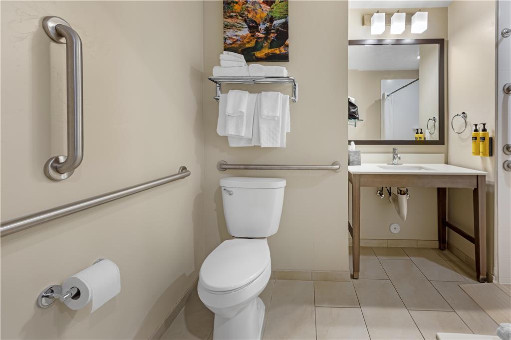 Фото Best Western Plus Zion Canyon Inn & Suites