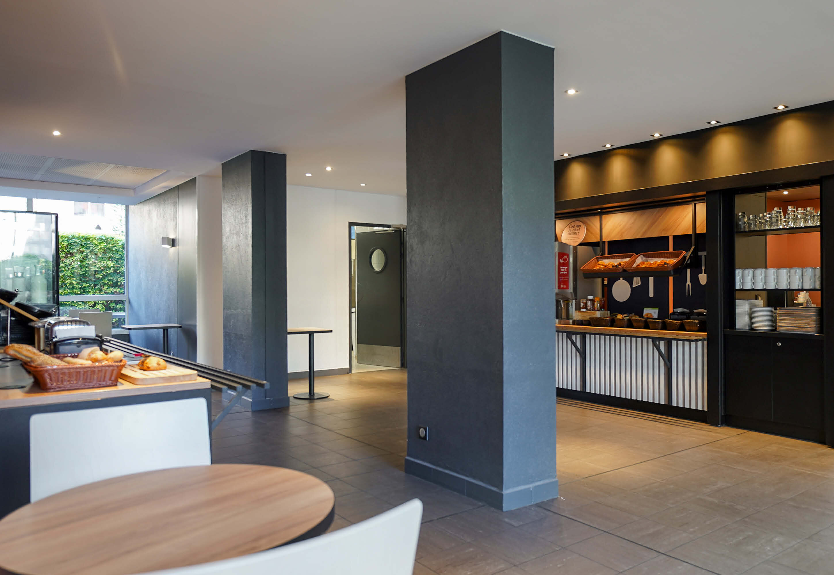 Фото B&B Hotel Marseille Prado Parc des expositions