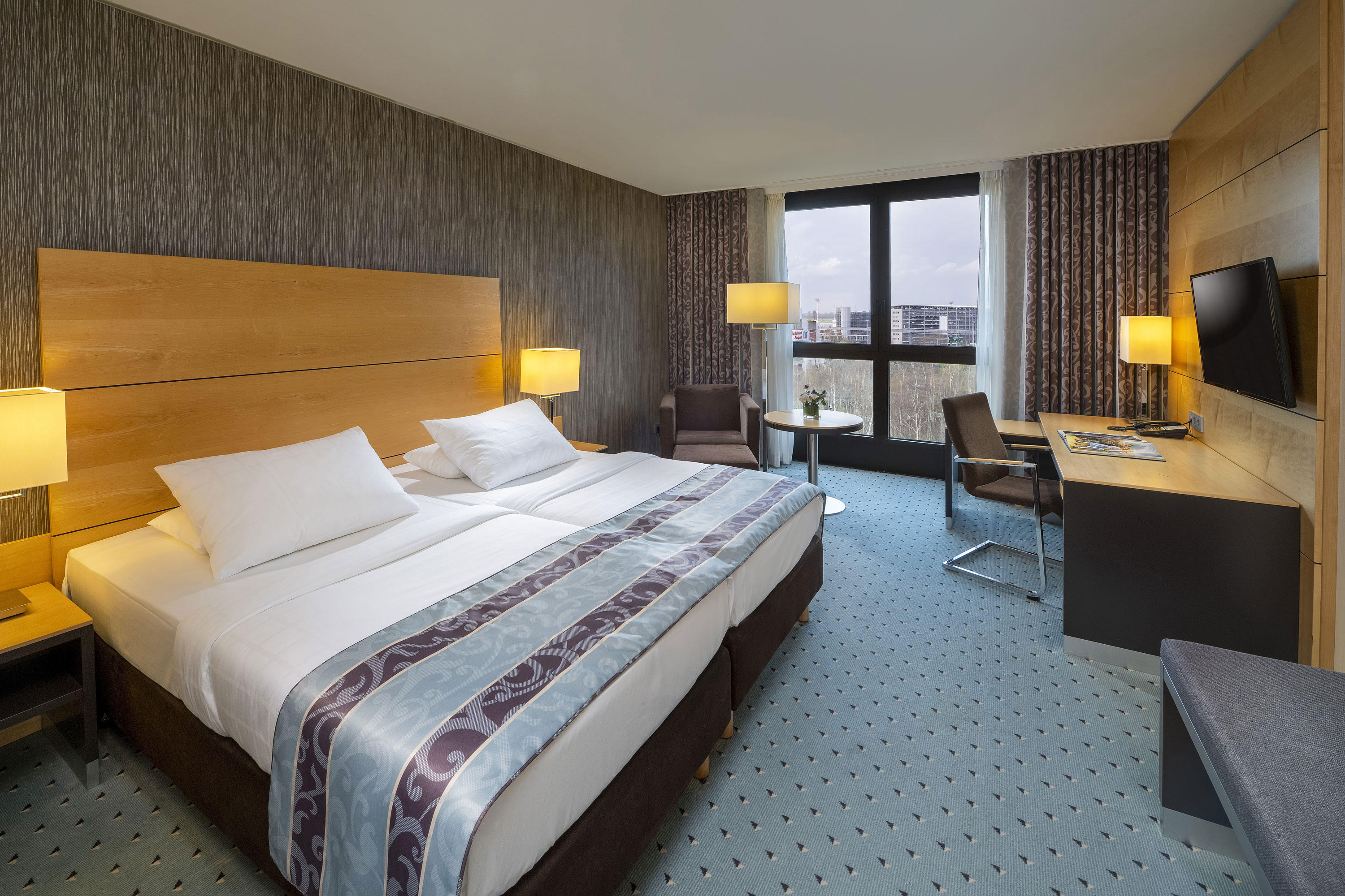 Фото Maritim Hotel Dusseldorf