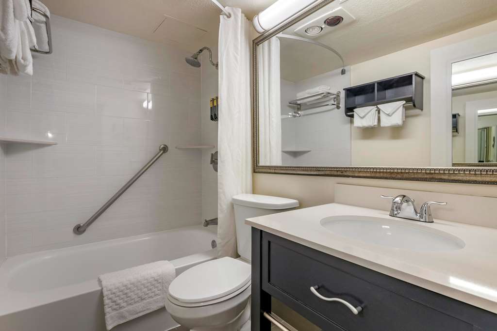 Фото Best Western Plus Thousand Oaks Inn