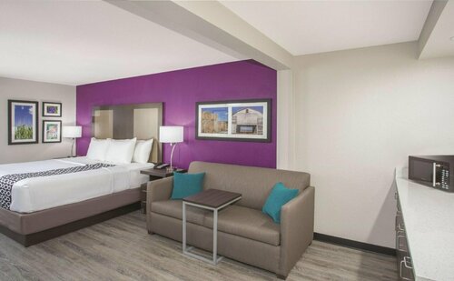 Гостиница La Quinta Inn & Suites by Wyndham Effingham в Эффингеме
