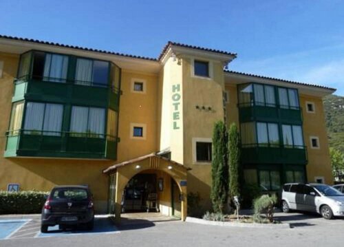 Гостиница Best Western Gemenos EN Provence в Обани