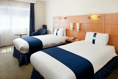Гостиница Holiday Inn Guildford, an Ihg Hotel в Гилфорде