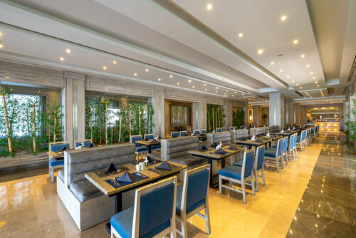 Гостиница Sunrise Crystal Bay Resort в Хургаде