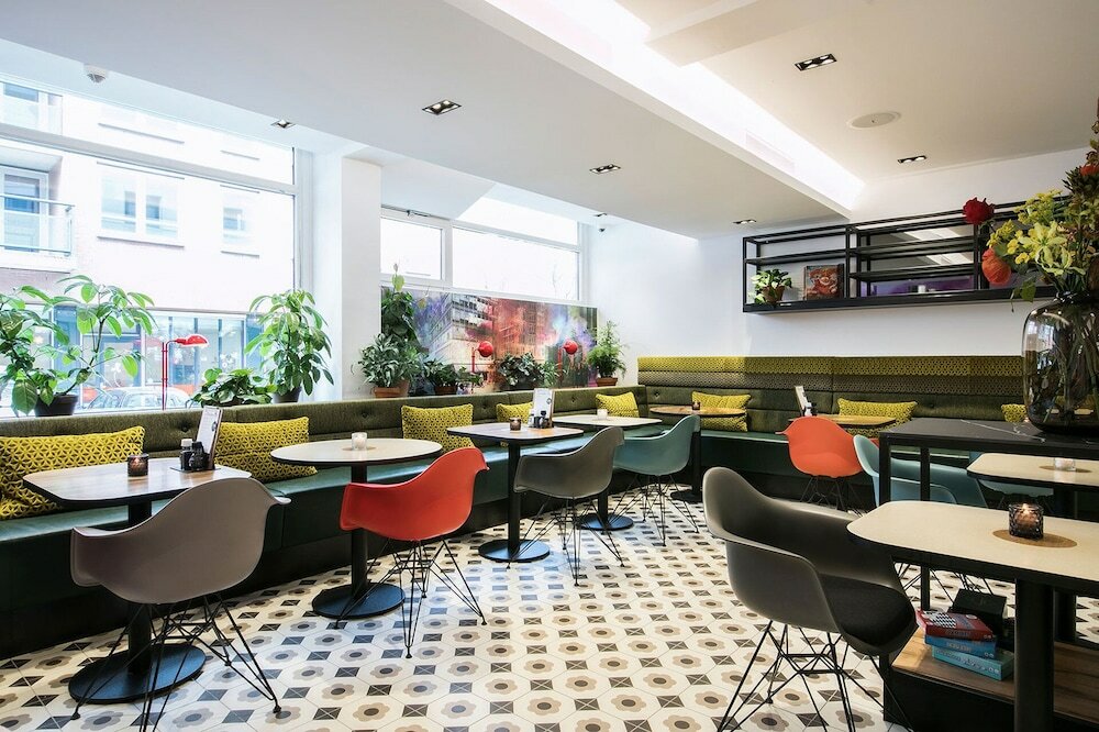 Фото Savoy Hotel Rotterdam