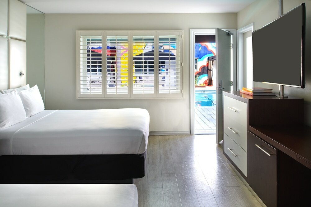 Фото Hotel Ziggy Los Angeles