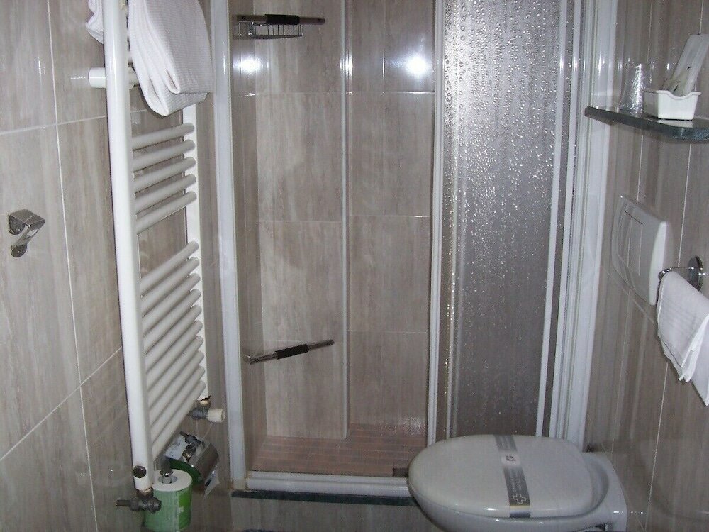 Фото Hotel Caldin's