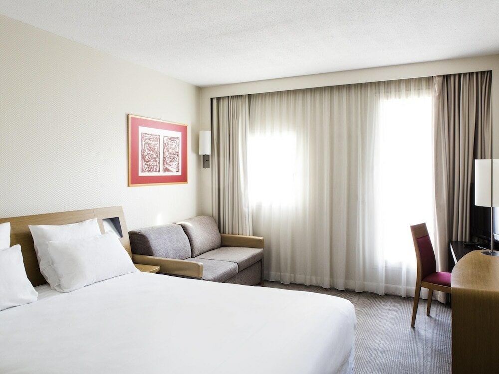 Фото Novotel Porto Alegre Tres Figueiras Hotel