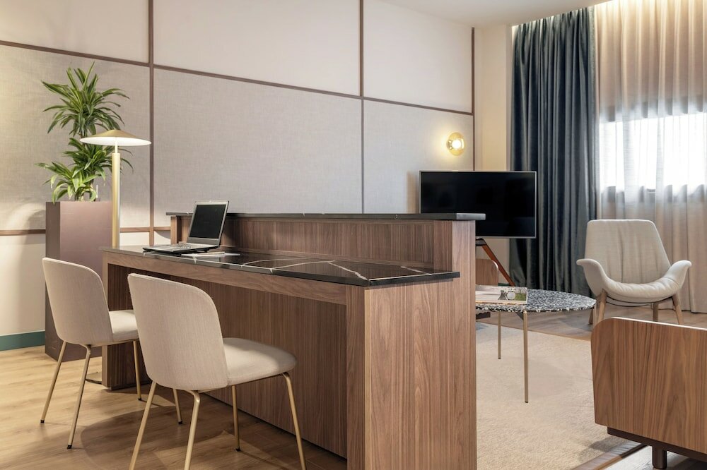 Фото Hotel Melia Milano