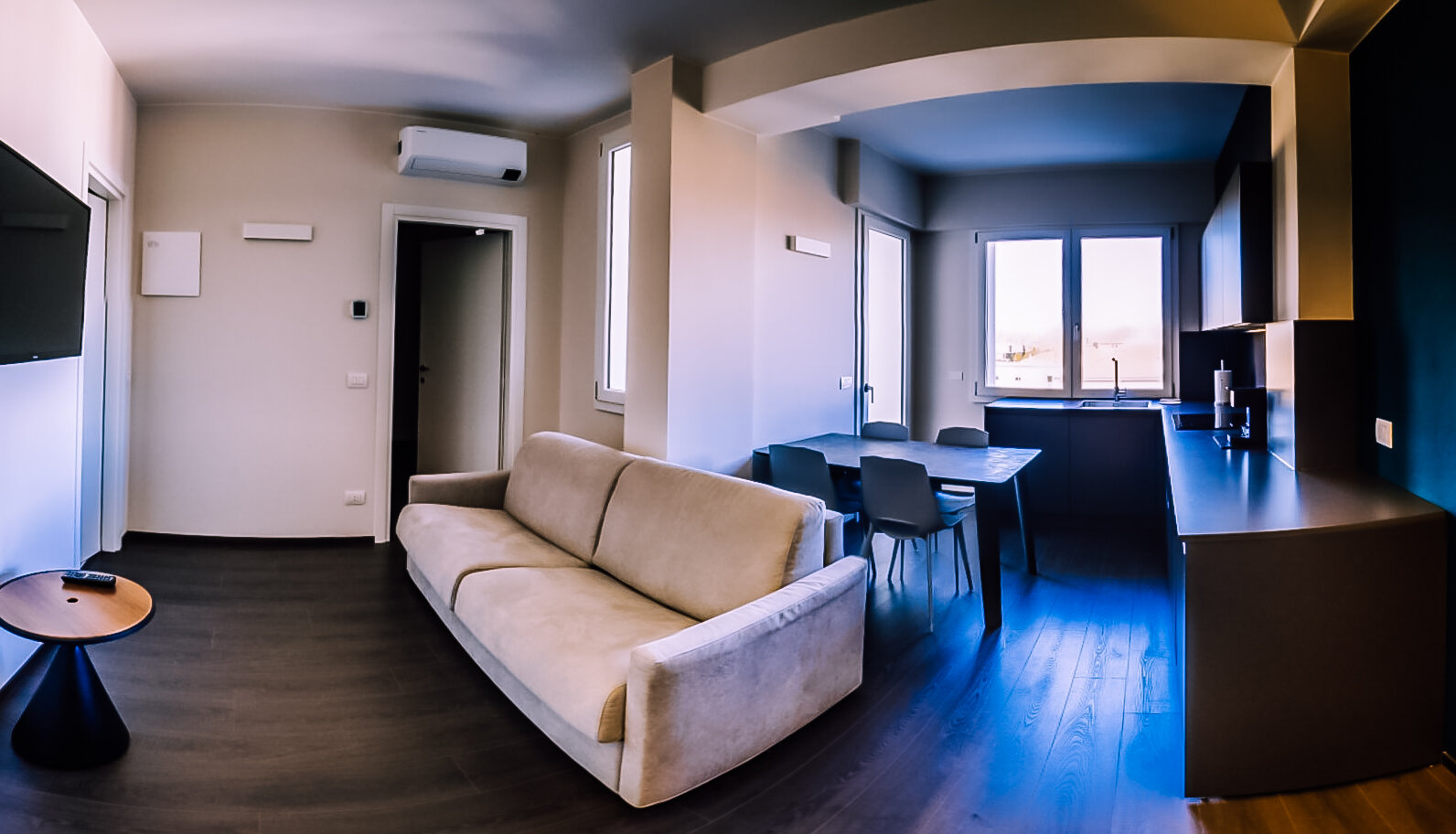 Фото Venice Terminal Apartments & Suites