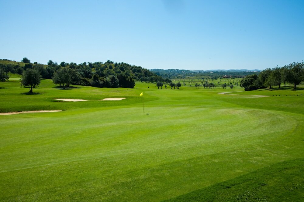 Фото Nau Morgado Golf & Country Club