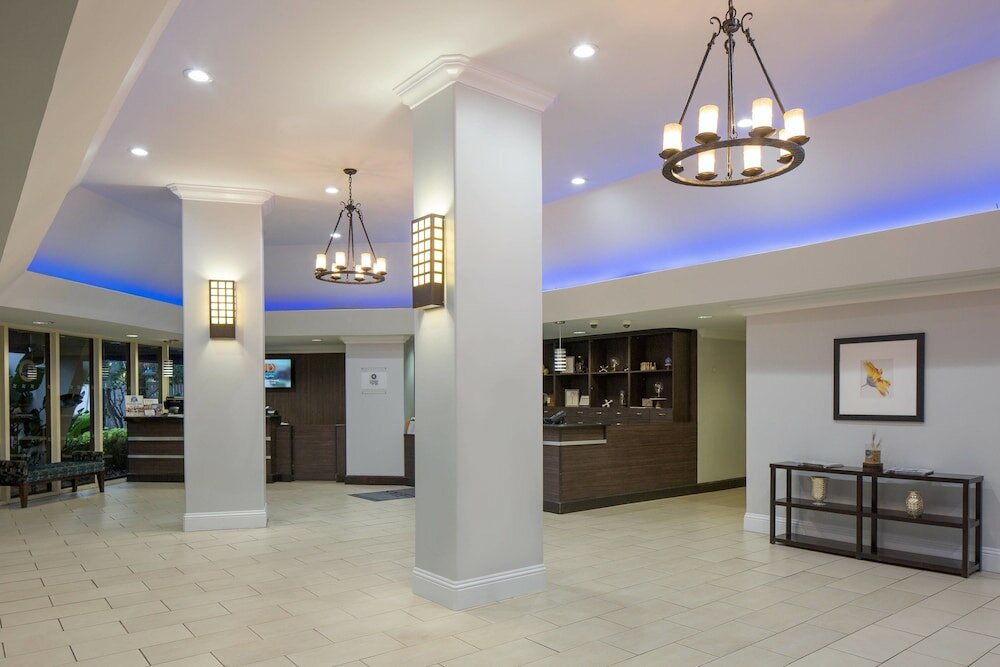 Фото Four Points by Sheraton Orlando International Drive