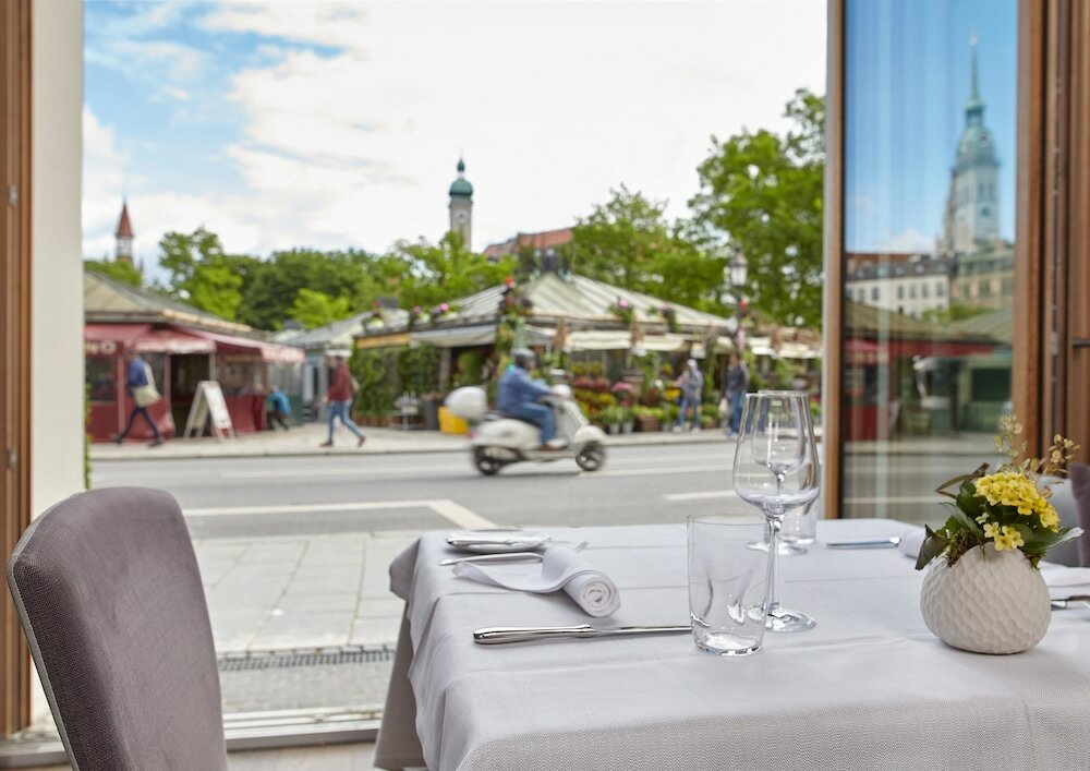 Фото Living Hotel Das Viktualienmarkt